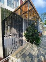 Nhà Ngộp Phố Đông, Nhà Liên Kế Vườn 120M2 - 11.5 Tỷ, Full Nội Thất, Xác Vali Ở Ngay. Liên Hệ: 0939968879