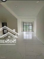Cho Thuê Căn 2 Phòng Ngủ96M2 Diamond Centery , Nhà Mới Nhận Chưa Ai Ở.kèm Ô Xe Đinh Danh
