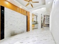 Giá Hơn 4 Tỷ Hiếm Bán Tại Bát Khối - Ô Tô Đỗ Ngày Đêm- Nhà Mới Đẹp Về Ở Ngay
