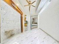 Giá Hơn 4 Tỷ Hiếm Bán Tại Bát Khối - Ô Tô Đỗ Ngày Đêm- Nhà Mới Đẹp Về Ở Ngay