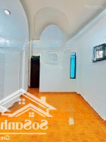 Nhà Có Phòng Ngủ Tầng Trệt. Đ Hùng Vương, P1 ,Q10 . 84M2( 5,5M X 15,2M) Giá Bán 3.9 Tỷ .Bán Gấp