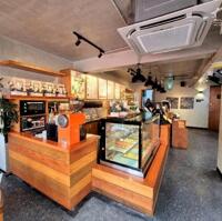 Giá tốt kinh doanh vô địch - mặt phố vip Hào Nam 120m2 mặt tiền khủng 10m