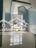 Bán Nhà 3 Tầng Mới Hẻm Xe Tải Thông Gần Ubnd Xã Tân Xuân Hóc Môn. 5X20M. 3 Phòng Ngủ 4 Vệ Sinh Giá Bán 5 Tỷ Tl