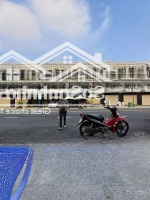 Bán Nhà Shophouse 3 Phòng Ngủ 4 Vệ Sinhtại Tt Hành Chính Bàu Bàng, 3,4 Tỷ, 100M2 Shr Giá Siêu Hời
