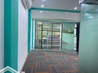 Cho Thuê Vp 70M2 14 Triệu Ngẵn Sẵn 3 Phòng Kính Sẵn Thảm Như Hình Tại Đường Hoàng Quốc Việt