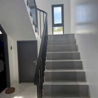 BÁN NHÀ GÓC HAI MẶT TIỀN KHU HÀNH CHÍN PHƯỜNG 9 TP VĨNH LONG