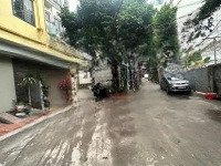 Bán Siêu Phẩm Lô Góc Ngọc Thuỵ - Gara - Thang Máy - Full Nội Thất Gần Trường Việt Pháp