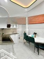 Nhà Chính Chủ Tại Phạm Văn Bạch, Phường 15, Tân Bình, Hcm, 2,1 Tỷ, 48M2, View Đẹp