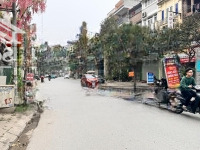 Giá Đầu Tư-Bán Gấp Căn Nhà Mặt Phố Yên Xá-5 Tầng Thang Máy-Kinh Doanh Đỉnh Cao-Chỉ 270 Triệu/M2