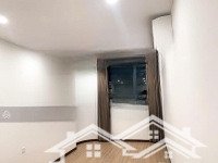 Bán Lỗ Căn Góc 2 Phòng Ngủ C - Skyview, Tầng Cao View Hồ Bơi Thoáng Mát, Nhà Mới. Giá Full 2,15 Tỷ