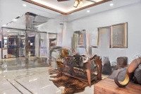 Biệt Thự Đẹp - Dt: 8 X 15M - Trệt 3 Lầu - Khu Bàn Cờ Phường Tân Thành, Đường Trương Vĩnh Ký - 18 Tỷ