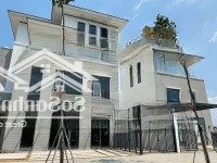 Căn Góc Lavila 2, Đường 20M & 12M. Diện Tích: 209M2, Giá Bán 26 Tỷ. Liên Hệ: 0902.746,319