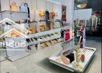 Rẻ Nhất Phường Tân Định - Bán Nhà Mặt Tiền Hai Bà Trưng Quận 1 Chỉ 28,8 Tỷ ( Có Hđ Thuê )- Ngang 4M