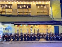 Cho Thuê Nhà Hai Mặt Tiền 117 Huỳnh Mẫn Đạt, Quận 5 Ngang 15M.