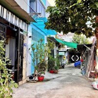 Nhà xinh cấp 4 có sân rộng cổng rào tân thới hiệp ngay metro