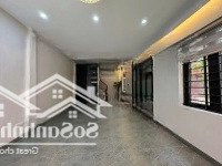 Bán Nhà Riêng, Khu Vực Phân Lô, Diện Tích: 60M2, Mt4.6M Đường Phương Liệt. Gara, Thang Máy Nk