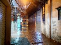 Hoa Hậu Cổ Nhuế Có 1 Không Có 2, 33M2Mặt Tiền6M Oto Chạy Quanh Nhà, Bán Đất Tặng Nhà Cấp 4