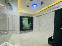 5 Tỷ 200 Nhà 5 Tầng Hẻm Ô Tô 7M Nguyễn Duy Trinh - 4.5X14 - Hoàn Công - 6 Phòng Ngủ- 4Wc