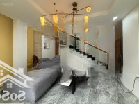 Villa Trung Tâm Bình Thạnh - Nghỉ Dưỡng Tại Gia - Hẻm Xe Hơi - Hồ Bơi - Sân Vườn - Nội Thất Sang
