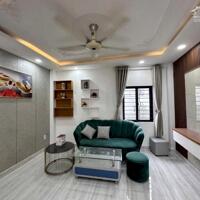Cho thuê nhà 4 tầng full nội thất Huỳnh Văn Nghệ P15 Tân Bình