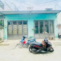 2 CĂN 2 SỔ RIÊNG - GIÁP QUẬN 6 + Vị trí: đường Đình Nghi Xuân - P. Bình Trị Đông - Bình Tân