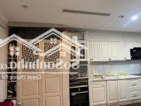 Bán Căn 3 Ngủ - View Biệt Thự - 104.3 M2 (Full Đồ Đẹp) - Ban Công Đông Nam - Giá: 8,5 Tỷ