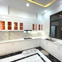 Bán Nhà 3 tầng phong cách Tân cổ điển cực sang, nằm trong khu TĐC Đất Lành