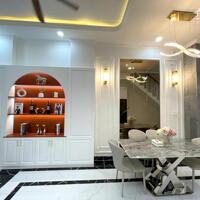Bán Nhà 3 tầng phong cách Tân cổ điển cực sang, nằm trong khu TĐC Đất Lành