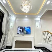 Bán Nhà 3 tầng phong cách Tân cổ điển cực sang, nằm trong khu TĐC Đất Lành