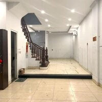 Cho thuê nhà LK Ngô Thì Nhậm 75m x 4 tầng thang máy 18tr 0903409888