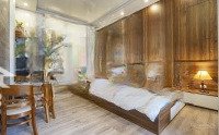 Siêu Vip Mặt Phố Hoàng Cầu Kinh Doanh Đỉnh Diện Tích: 50M, Mt4.5M 5 Tầng. Liên Hệ: 0912002552