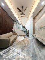 Bán Nhà Phố Chùa Láng Nhà Đẹp Ở Ngay - 2 Thoáng Trước Sau - 4 Tầng 4 Ngủ - Full Đồ 45M2 - 11.2 Tỷ