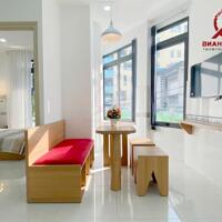 Căn 2 Phòng Ngủ Tách Bếp Máy Giặt Riêng Cửa Sổ Trời Rực Nắng Gần Công Viên Gia Định Tân Bình