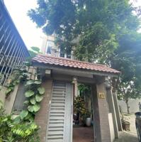 Bán nhà Tư Đình,Long Biên 3 tầng,126m,mt12m oto vào nhà,3 thoáng chỉ 19 tỷ