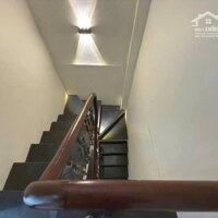 Nhà Đẹp Vừa Ở Vừa Kinh Doanh Phố Chợ Khâm Thiên, Đống Đa 17m, 4 tầng, mt 3m, giá 4.89 tỷ.