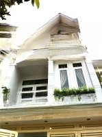 Nhà Đẹp 3 Tầng - Diện Tích 4X17M - Giá Chỉ 10,5 Tỷ (Có Thương Lượng)