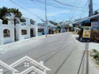 Bán Đất Tặng Nhà Cũ Lô Góc 2 Mặt Tiền, Tt Long Hải, Long Điền, Br-Vt