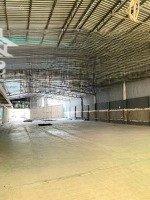 Xưởng Cho Thuê Thới Tam Thôn Hóc Môndiện Tích1800M Giá Thuê 100 Triệu/Tháng