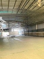 Xưởng Cho Thuê Thới Tam Thôn Hóc Môndiện Tích1800M Giá Thuê 100 Triệu/Tháng