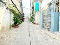 Bán Nhà Q10 - Ngang Hơn 4M - Ngay Tuyến Metro - Xe Hơi Trong Nhà - 4 Tầng Full Nội Thất. 0933910039