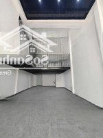 Cho Thuê Mặt Bằng Kinh Doanh Cạnh The Sun Avenue (6X20M) - Trệt, Lửng, 1 Lầu. Giá 58 Triệu/Th