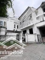 Bán Biệt Thự Khu Vip Trung Hòa - 161M2, 5 Tầng, 1 Hầmmặt Tiền8M Giá Chỉ Hơn 50 Tỷ