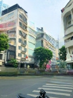 Gia Đình Kẹt Tiền Bán Nhà Mặt Tiền Đường Lê Văn Sỹ, P. 14, Quận 3 Dt: 5X30M 5 Lầu Cũ Đang Để Trống