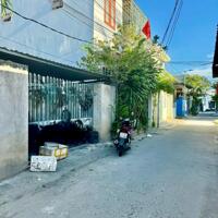 Hàng hiếm sót 1 lô đất dt 103.7m2 chỉ 2.5 tỷ Trần Yên Trinh 0976396883 lv cc