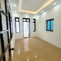 Bán Nhà 3 tầng, 30m², 3PN, 2WC, Tả Thanh Oai - Thanh Trì - 3.65 tỷ