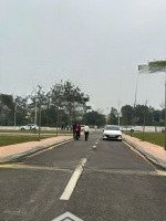 Đất Đẹp Hoà Lạc Giá F0 ,Còn Đất Đầu Tư Ở Đâu Đẹp Hơn Và Rẻ Hơn Khu Này Ạ .Cạnh Chục Tỉnh Lộ 3 Bước
