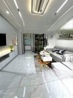 Chính Chủ Bán - Nhà Đẹp Vị Trí Đắc Địa - Ô Tô Đỗ Cửa - Tại Nguyễn Văn Linh, Long Biên Giá Bán 5.7 Tỷ