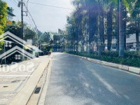Bán Nhà Đất Lớn Chưa Qua Đầu Tư Đường Xe Tải Thông Ra Xa Lộ Hà Nội Chỉ 200M Sẵn Thu Nhập 1,2 Tỷ/Năm