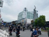 Cho Thuê Nhà 20 Cộng Hoà. P12. Quận Tân Bình - Diện Tích: 20 X 40 Nhà Cấp 4.Diện Tích1000M2