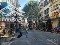 Bán Nhà Mặt Phố Đội Cấn, 17 Tỷ, 50M2, Giá Ưu Đãi Đẹp, Nhiều Tiện Ích